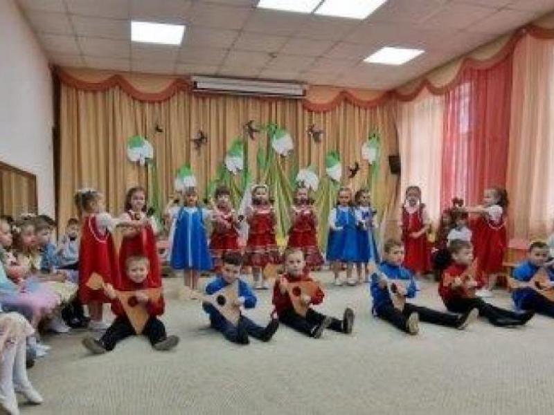 Праздник 8 марта